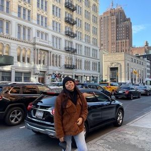 Meet your Posher, Daisy